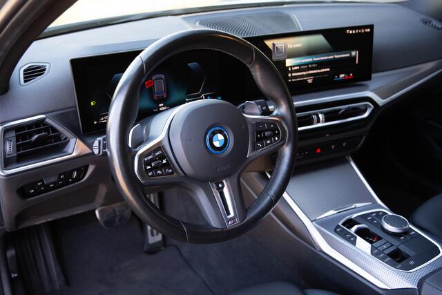 BMW 3-SERIE Touring 330e M-Sport , Adap. cruise, Stuur/stoelverwarming, Laser