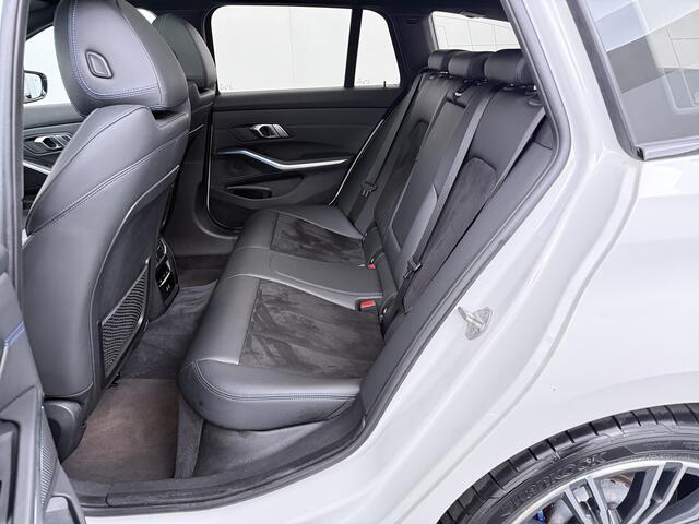 BMW 3-SERIE Touring 330e High Executive M-Sport Full Options I PANO I LED I Sportstoelen I Adapt Cruise I Head-Up I 18"LM