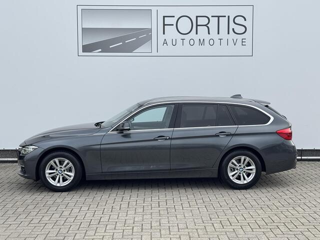 BMW 3-SERIE Touring 318i Edition Luxury Line Purity Executive NL-AUTO | LEDER | STOELVERWARMING | NAVI