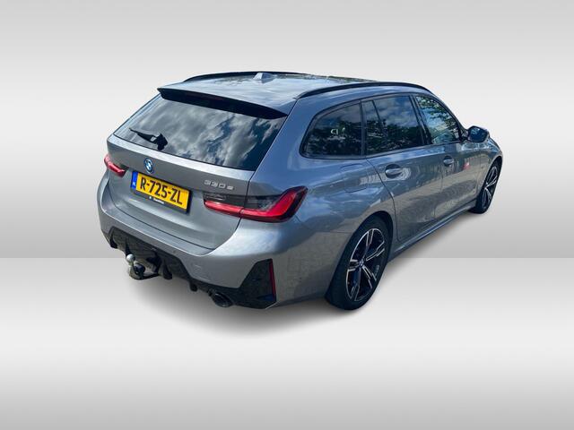 BMW 3-SERIE Touring 330e / SoH 88,5% / Trekhaak / Panoramadak / Camera / Head-up / 18'' / Keyless / Laser LED / Sfeerverlichting / Stoelverwarming / Dodehoek / DAB / ACC – foto 2