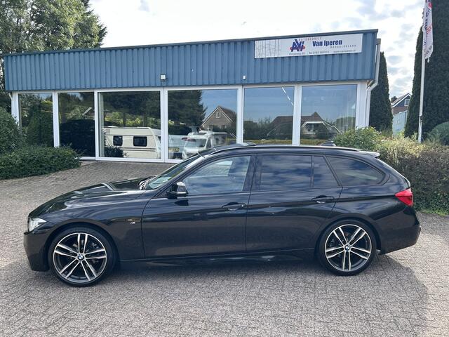 BMW 3-SERIE Touring 320i High Executive M-Sport