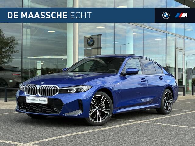 BMW 3-SERIE 330e M Sport Automaat / Trekhaak / Schuif-kanteldak / Sportstoelen / Comfort Access / Achteruitrijcamera / Cruise Control
