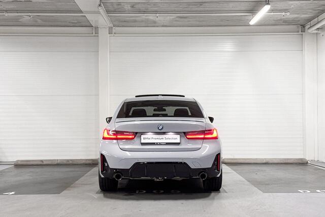 BMW 3-SERIE Sedan 330e | M-Sport Pro | Schuif-/kantel dak | Comfort Access | Harman/Kardon | Stoelverwarming