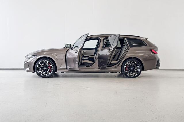 BMW 3-SERIE Touring 330e Innovation Pack M Sportpakket Pro Aut.