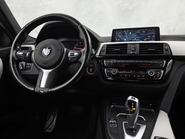BMW 3-SERIE 318i M Sport High Executive Automaat (VIRTUAL COCKPIT, M PAKKET, GROOT NAVI, STOELVERWARMING, SPORT AUTOMAAT, SPORTSTOELEN, TREKHAAK, GETINT GLAS, PARKEERSENSOREN, NIEUWSTAAT)