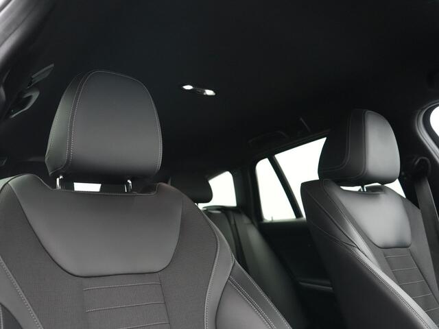 BMW 3-SERIE Touring 330e Sportline PHEV 293pk | Trekhaak Af Fabriek | Adaptive Cruise | Head Up | 360 Camera | Lederen Sportstoelen Verwarmd | BLIS | Apple Carplay | Navigatie | DAB | Plug In Hybrid |