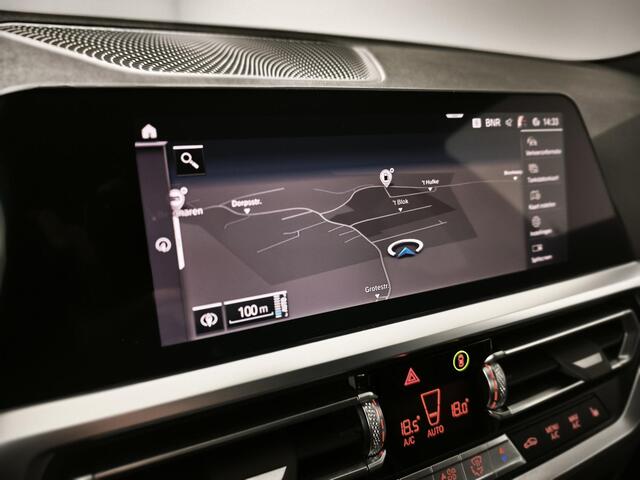BMW 3-SERIE Touring 330e Business Edition Plus | ZWARTE HEMEL | WEGKLAPBARE TREKHAAK | NAVI PROF | SPORTSEATS