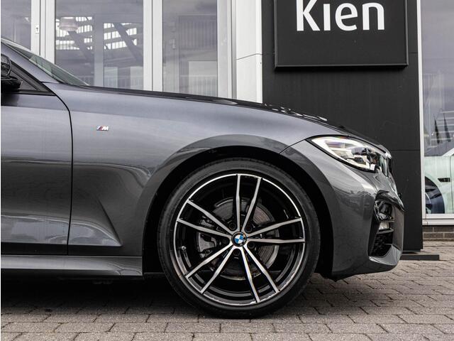 BMW 3-SERIE Touring 320i High Executive Edition | Pano | Luxe Lederen Bekleding | Stoelverwarming | ACC | PDC |