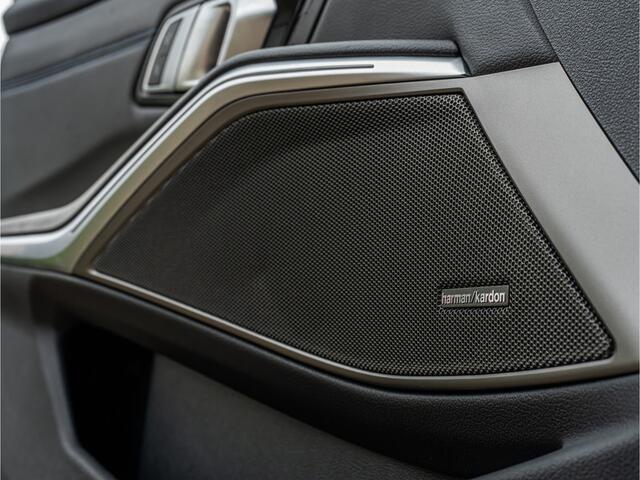 BMW 3-SERIE Touring 330e xDrive PANO LASER LED HARMAN KARDON CAMERA 19 INCH ELEK TREKHAAK