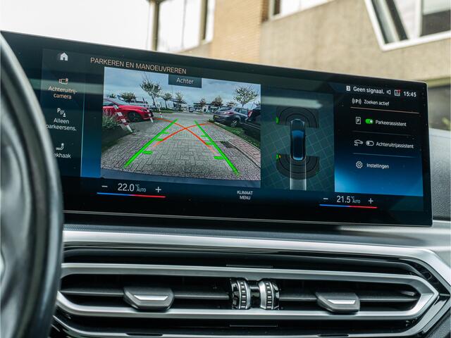 BMW 3-SERIE Touring 330e xDrive PANO LASER LED HARMAN KARDON CAMERA 19 INCH ELEK TREKHAAK