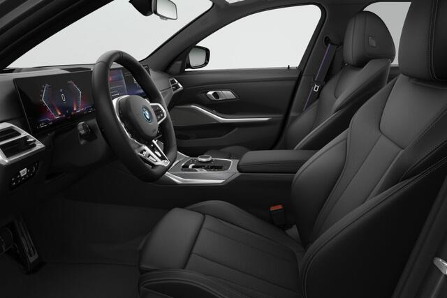 BMW 3-SERIE Touring 330e M Sport Edition | M Sportpakket Pro | Innovation Pack | Comfort Pack | Trekhaak