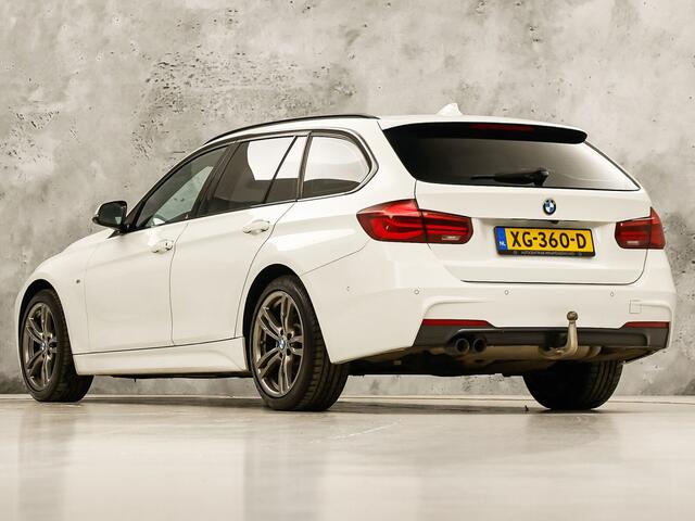 BMW 3-SERIE 320i xDrive M Sport High Executive 320Pk Automaat (PANORAMADAK, M PAKKET, DEALER ONDERHOUDEN, MEMORY SEAT, COGNAC LEDER, CAMERA, VIRTUAL COCKPIT, GETINT GLAS, TREKHAAK, ADAPTIVE CRUISE, NIEUWSTAAT)