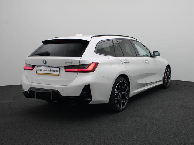 BMW 3-SERIE Touring 330e M Sport Edition | M Sportpakket Pro | Innovation Pack | Comfort Pack | Stuurwielrand verwarmd | Trekhaak | Driving Assistant | Active Cruise Control | Harman Kardon | 19''