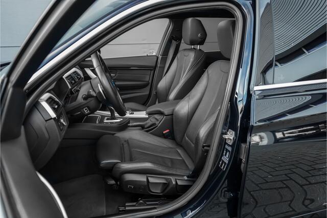 BMW 3-SERIE Touring 330i High Executive M-Sport Pano Leder Stuur & Stoelverw PDC 19"