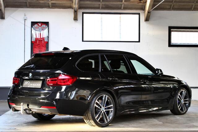 BMW 3-SERIE Touring 318i High Executive M Sport | 19" | HUD | Panoramadak | Trekhaak | NL Geleverd
