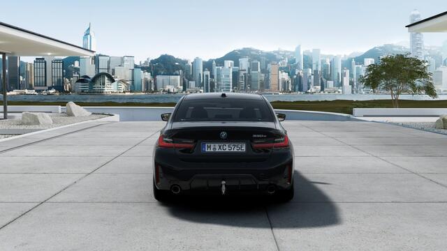 BMW 3-SERIE 330e M Sport Automaat / Schuif-kanteldak / Trekhaak / Sportstoelen / Achteruitrijcamera / Active Cruise Control / Adaptieve LED / Comfort Access