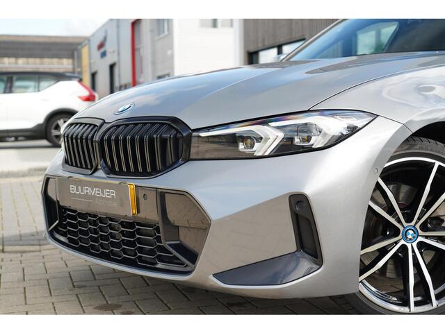 BMW 3-SERIE Touring 320e M Sport | SOH 95% | Shadow Line | Sfeerverlichting | Dealer onderhouden | Trekhaak | Panoramisch schuif/kanteldak |