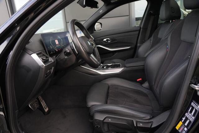 BMW 3-SERIE Touring 320e | 204 PK | M Sportpakket | Panoramadak | Head-up display | Achteruitrijcamera | BMW 3 Serie Touring 320e M Sport met 2.0 viercilinder benzinemotor en plug-in hybride aandrijving, voorzien van panoramadak, Head-up display, navigatiesysteem, Apple CarPlay/Android Auto, Par