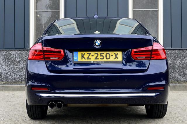 BMW 3-SERIE 320i Centennial Executive Rijklaarprijs-Garantie Leder sport interieur Led Navigatie Airco