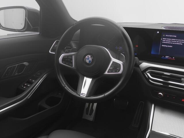 BMW 3-SERIE 318i Steptronic8 Touring M-Sport | CARPLAY | STOELVERWARMING