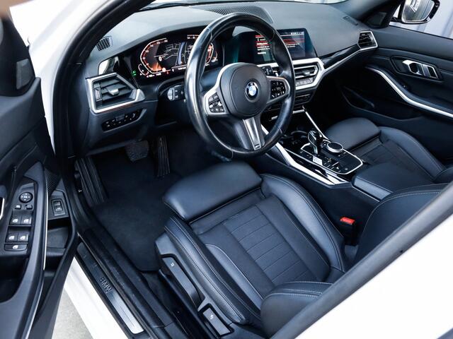 BMW 3-SERIE Touring M-Sport 2e eig. & Keurig-Onderh. BOVAG Garantie. NL-Auto
