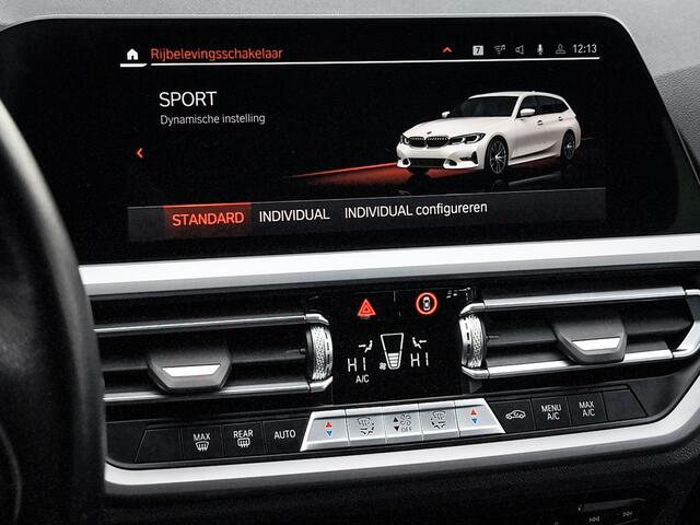 BMW 3-SERIE Touring 320i Business Edition 1e-Eig. & Dealer-Onderh. BOVAG-Garantie. NL-Auto.