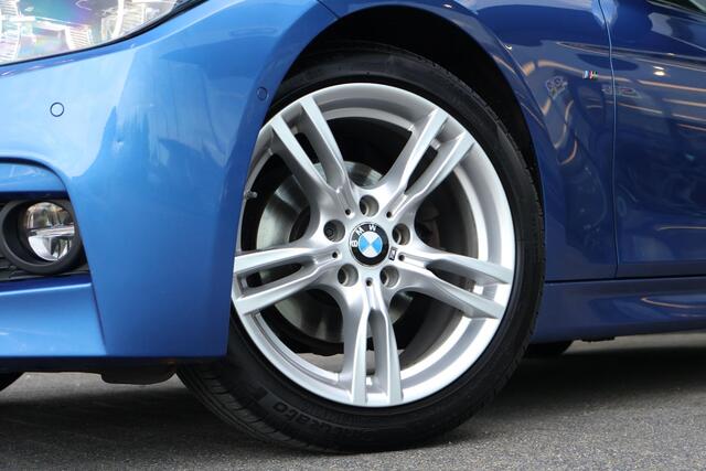 BMW 3-SERIE Touring 320i Edition M Sport Shadow Executive / Camera / Stoelverwarming