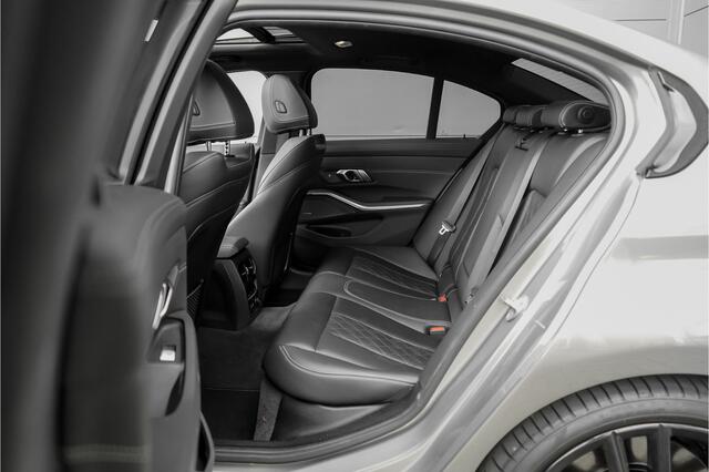 BMW 3-SERIE M340i xDrive Schuifdak LASER ACC Individual H/K 1e Eig