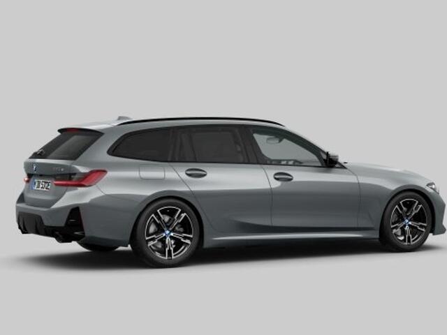 BMW 3-SERIE Touring 330e xDrive M-Sport | Panoramadak | Elektr. Stoelen | Hifi