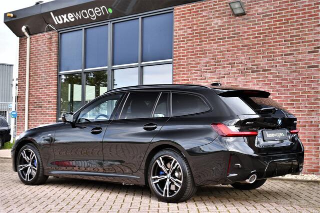 BMW 3-SERIE Touring 330e xDrive LCI-2 Pano El-zetels HUD 360-cam Trekhaak