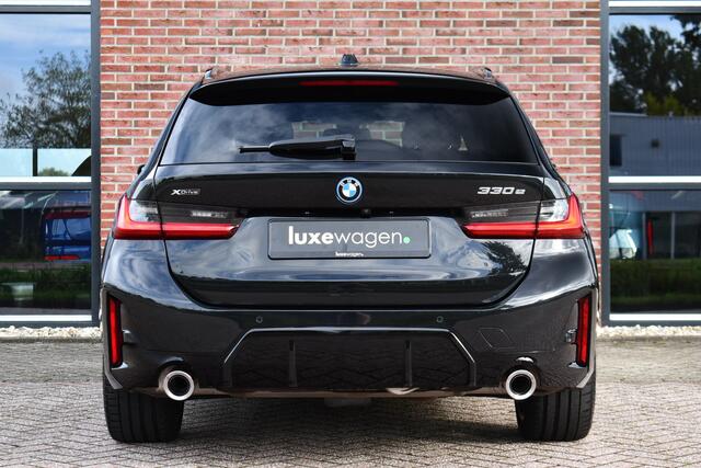 BMW 3-SERIE Touring 330e xDrive LCI-2 Pano El-zetels HUD 360-cam Trekhaak