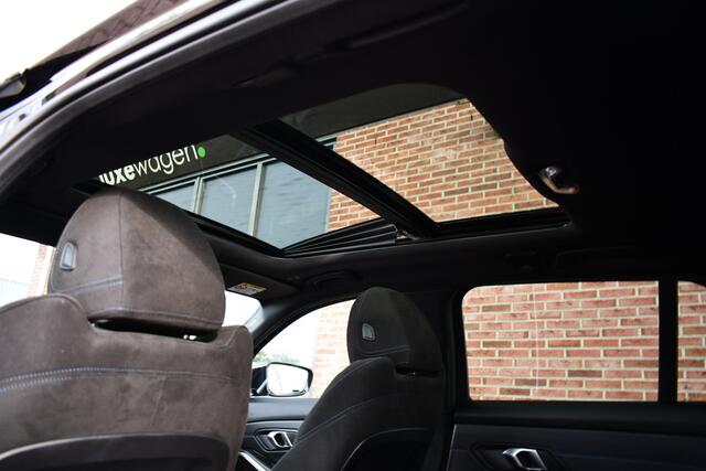 BMW 3-SERIE Touring 330e xDrive LCI-2 Pano El-zetels HUD 360-cam Trekhaak