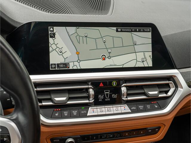 BMW 3-SERIE Touring 330e Business Edition Plus PANO LEDER 18 INCH SHADOW LINE STOELVERW LED