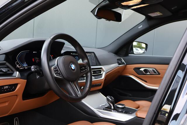 BMW 3-SERIE Touring 320e M-Sport Business Edition Plus | Trekhaak | Laser Light | Leer | Camera | Stoelverwarming V+A | Adaptieve Cruise
