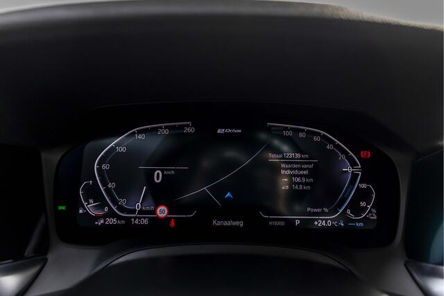 BMW 3-SERIE 330e Business M-Sport | Harman Kardon | NL Auto