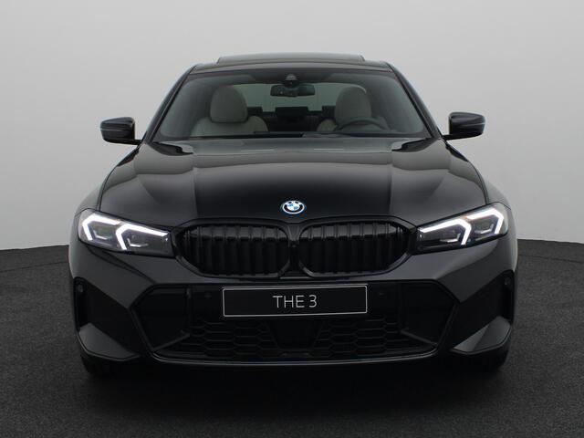 BMW 3-SERIE 330e M Sportpakket Pro | Comfort Pack | Innovation Pack | Harman Kardon