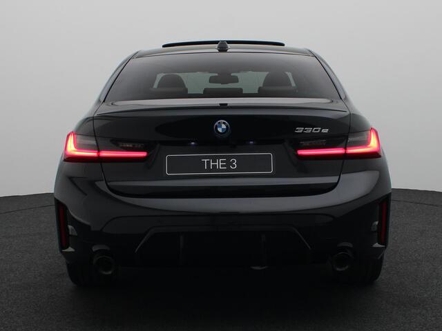BMW 3-SERIE 330e M Sportpakket Pro | Comfort Pack | Innovation Pack | Harman Kardon