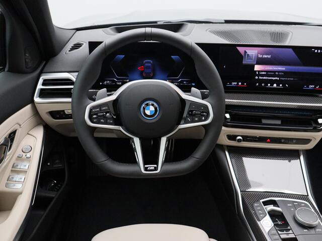 BMW 3-SERIE 330e M Sportpakket Pro | Comfort Pack | Innovation Pack | Harman Kardon