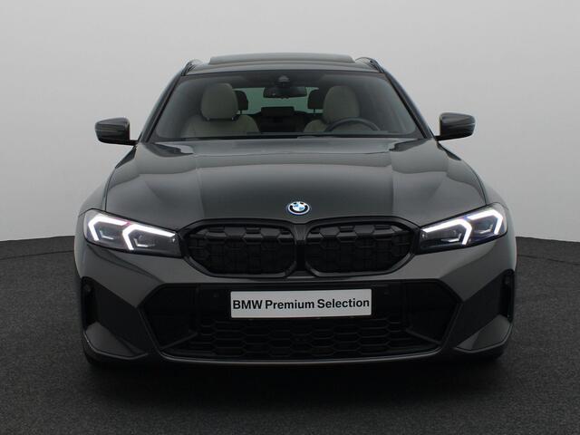BMW 3-SERIE Touring 330e M Sportpakket Pro | Comfort Pack | Panoramadak | DAB | HiFi | 19''