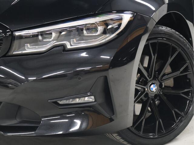 BMW 3-SERIE 320e Business Edition Plus [APPLE CARPLAY, ANDROID, CRUISE CONTROL, STOELVERWARMING, DIGITAL DASH, PDC 360, LEDER, BLUETOOTH, CLIMATECONTROL, LED, NAVIGATIE, NIEUWSTAAT]