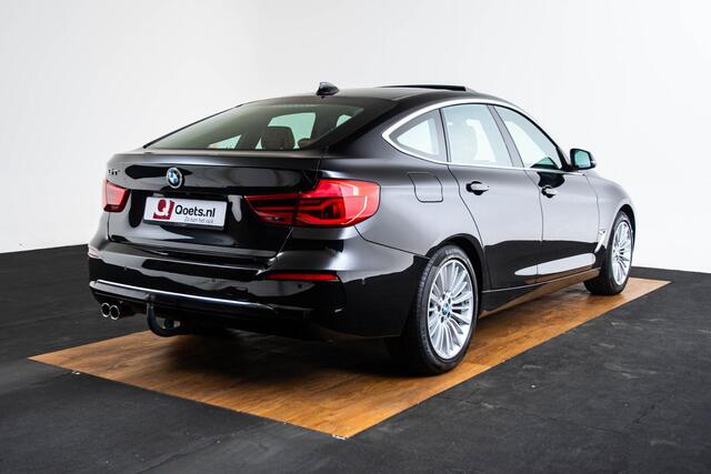 BMW 3-SERIE GT Gran Turismo 320i High Executive Luxury Line - Trekhaak - Panoramadak - Achteruitrijcamera - Lichtpakket - PDC Voor/Achter - Sportstoelen - Elektrisch verwarmde voorstoelen - HiFi - Park Assistant -