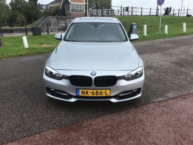 BMW 3-SERIE GT Gran Turismo 320i xDrive Centennial High Executive Bj2016 x-drive leer keyles apk december2025