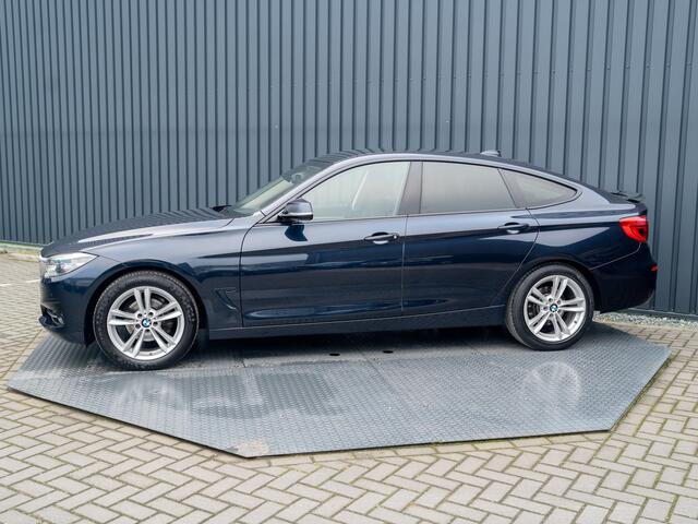 BMW 3-SERIE GT Gran Turismo | Apple Carplay | Head Up | Keyless | 320i Executive Prijs Rijklaar!!