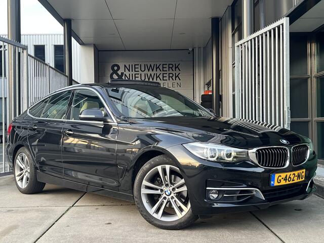 BMW 3-SERIE GT Gran Turismo 320i Corporate Lease High Executive | AUTOMAAT | SCHUIF/KANTELDAK | LEDER | CARPLAY/ANDROID | CAMERA | NAVI | CRUISE CONTROL | LMV 18'' | CLIMATE CONTROL | PDC V+A | STOELVERWARMING | KEYLESS | ELEKTR. ACHTERKLEP | BLUETOOTH