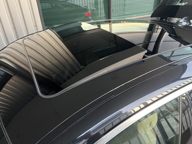 BMW 3-SERIE GT Gran Turismo 320i Corporate Lease High Executive | AUTOMAAT | SCHUIF/KANTELDAK | LEDER | CARPLAY/ANDROID | CAMERA | NAVI | CRUISE CONTROL | LMV 18'' | CLIMATE CONTROL | PDC V+A | STOELVERWARMING | KEYLESS | ELEKTR. ACHTERKLEP | BLUETOOTH