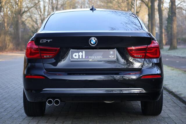 BMW 3-SERIE GT 320i High Executive Org.NL | Luxury Line | Leer | Navi Pro | Hifi audio | LED | Camera | Elektrische trekhaak | stoelverwarming | etc.