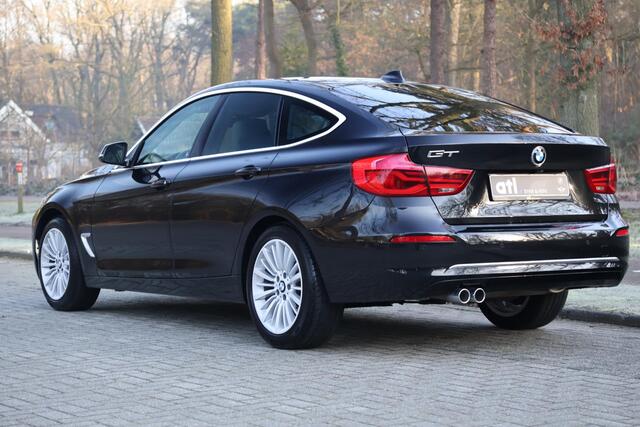 BMW 3-SERIE GT 320i High Executive Org.NL | Luxury Line | Leer | Navi Pro | Hifi audio | LED | Camera | Elektrische trekhaak | stoelverwarming | etc.