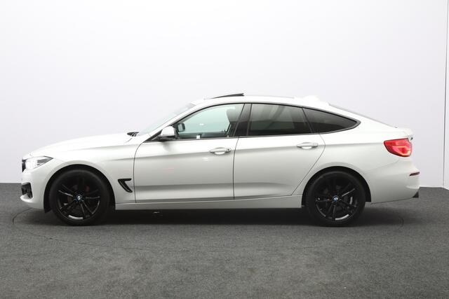 BMW 3-SERIE GT Gran Turismo 320i 184 PK Automaat Executive, Panoramadak, LED, Sportstoelen, Navigatie
