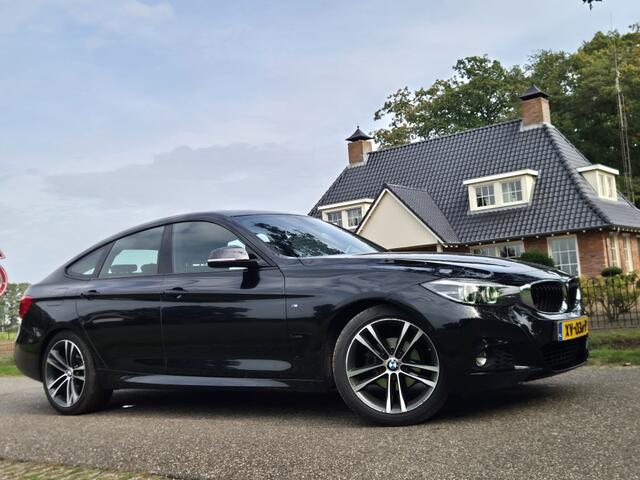 BMW 3-SERIE GT Gran Turismo 320i High Exec.