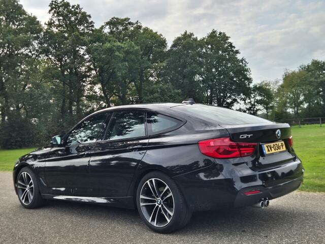 BMW 3-SERIE GT Gran Turismo 320i High Exec.